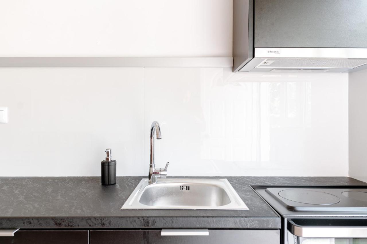 A&D Houses No3 Патра Екстериор снимка